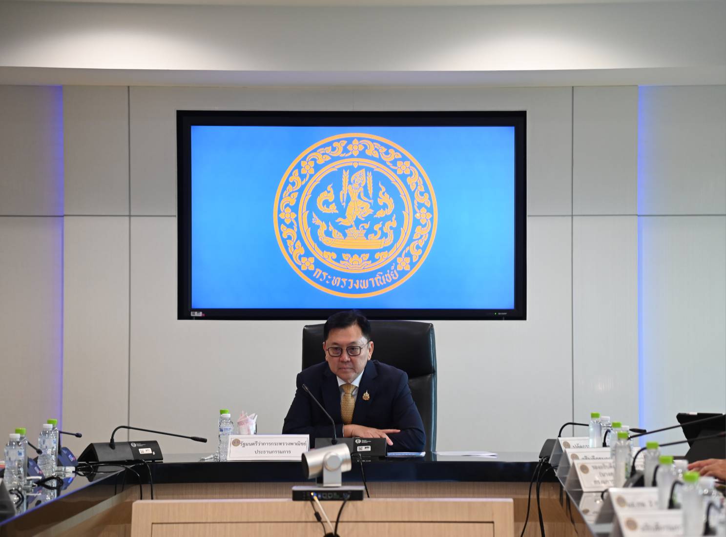 “จตุพร” เผย นบขพ. เห็นชอบหลักการราคารับซื้อข้าวโพดเลี้ยงสัตว์ สดชื้น 30% กก.ละ 7.05 บาท แห้งชื้น 14.5% กก.ละ 9.80 บาท เตรียมออกประกาศบังคับใช้ถึง 31 ก.ค. 