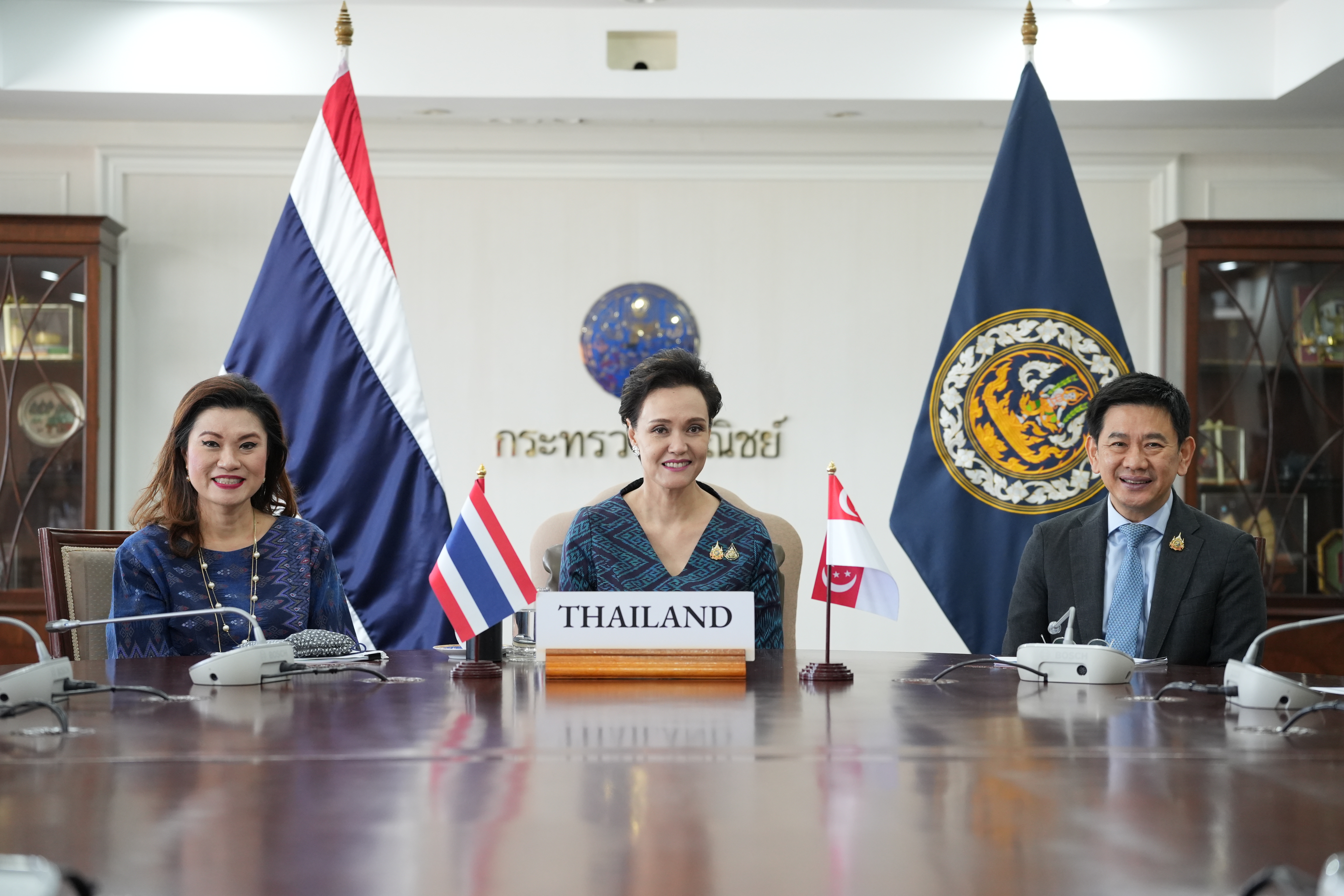 “ศุภจี” วิดีโอคอนเฟอเรนซ์  รองนายกฯ สิงคโปร์ จับมือขยายการค้า–ลงทุน ดันส่งออกสินค้าเกษตร ปิดดีลข้อตกลงค้าข้าว พร้อมเร่งเจรจาเศรษฐกิจดิจิทัลอาเซียน เสริมแกร่งภูมิภาคดิจิทัล
