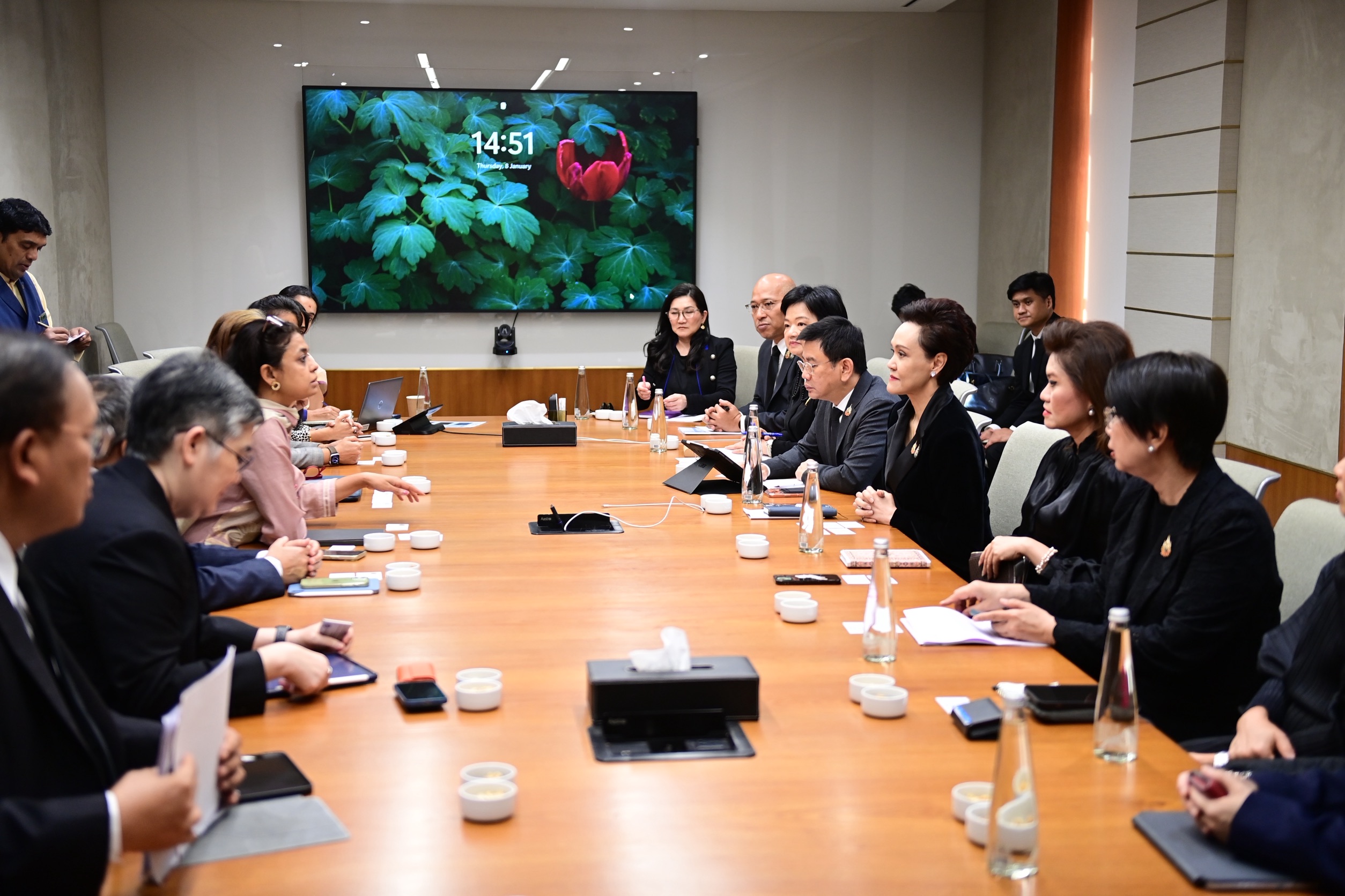 นางศุภจี สุธรรมพันธุ์ รัฐมนตรีว่าการกระทรวงพาณิชย์ เข้าร่วมการประชุมหารือกับผู้บริหารเครือ TATA Group เมื่อวันที่ 8 มกราคม 2569 ณ เมืองมุมไบ สาธารณรัฐอินเดีย