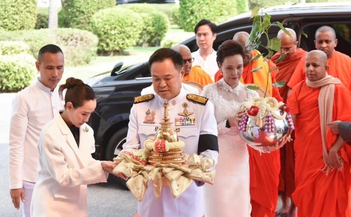 นายกฯ อนุทิน เป็นประธานพิธีอัญเชิญพระบรมสารีริกธาตุ ประดิษฐานชั่วคราว ณ ทำเนียบรัฐบาล