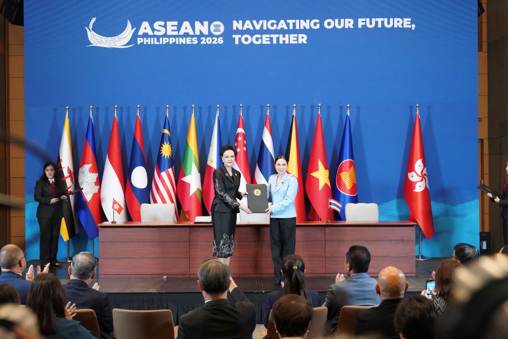 นางศุภจี สุธรรมพันธุ์ รองนายกรัฐมนตรีและรัฐมนตรีว่าการกระทรวงพาณิชย์ เข้าร่วมการประชุมรัฐมนตรีเศรษฐกิจอาเซียน และลงนามในพิธีสารฉบับที่หนึ่งเพื่อแก้ไขความตกลงด้านการลงทุนอาเซียน-ฮ่องกง (ASEAN-Hong Kong, China Investment Agreement: AHKIA) ระหว่างวันที่ 19-20 กันยายน 2569 ณ กรุงมะนิลา สาธารณรัฐฟิลิปปินส์